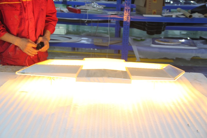 雪佛兰汽车标志 雪佛兰汽车标志